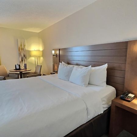 Quality Inn Rouyn-Noranda Экстерьер фото