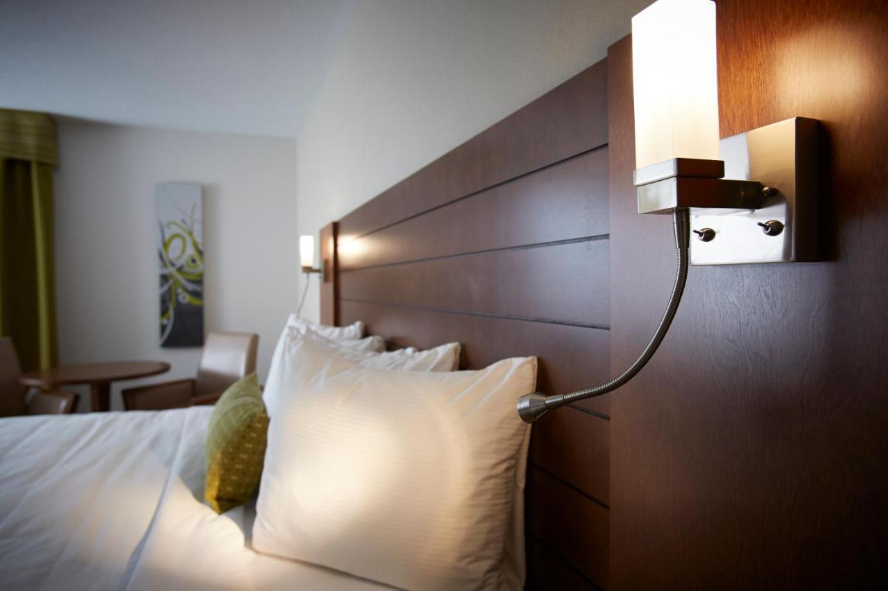 Quality Inn Rouyn-Noranda Экстерьер фото