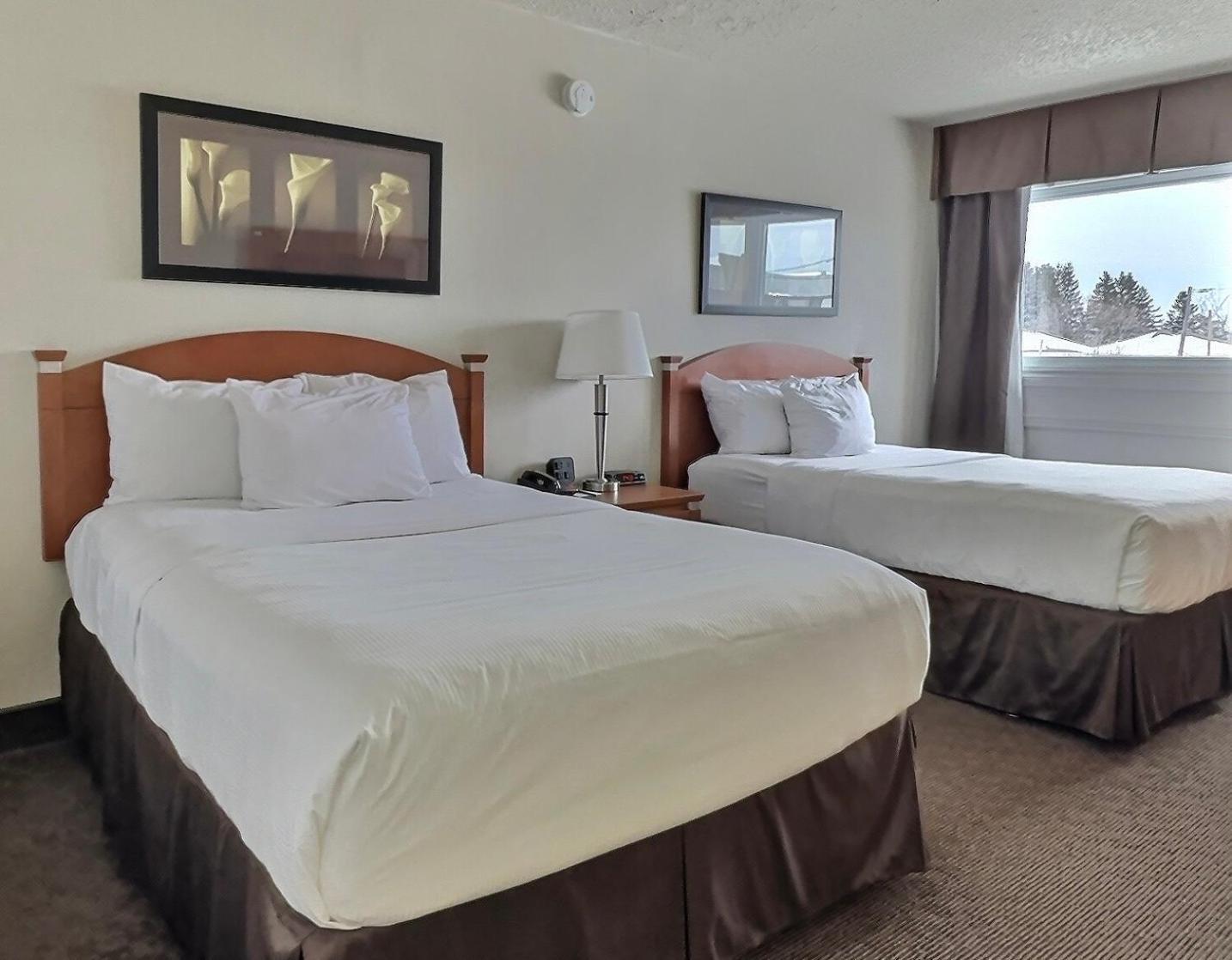 Quality Inn Rouyn-Noranda Экстерьер фото