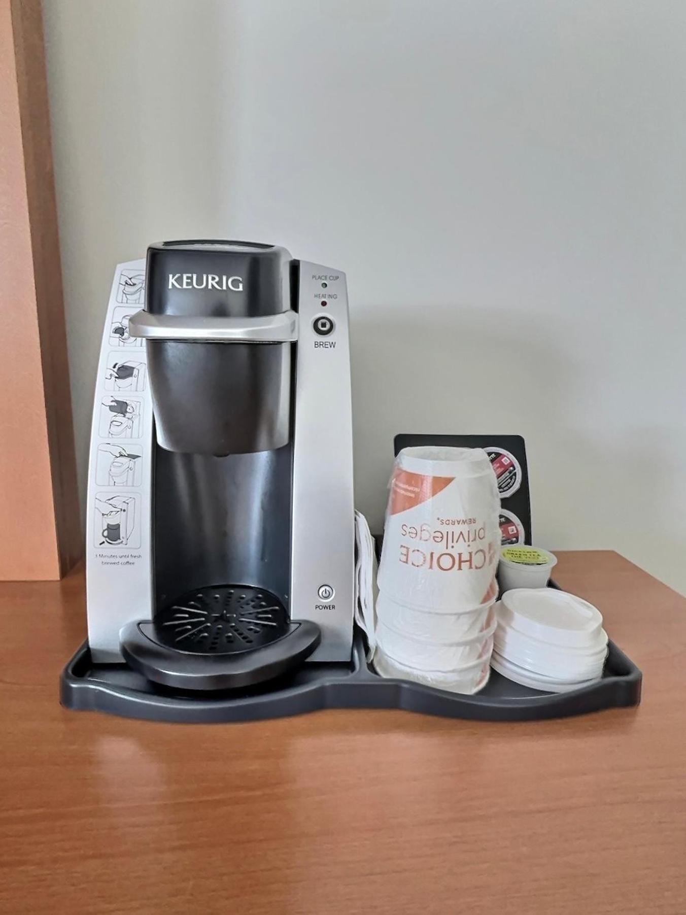 Quality Inn Rouyn-Noranda Экстерьер фото
